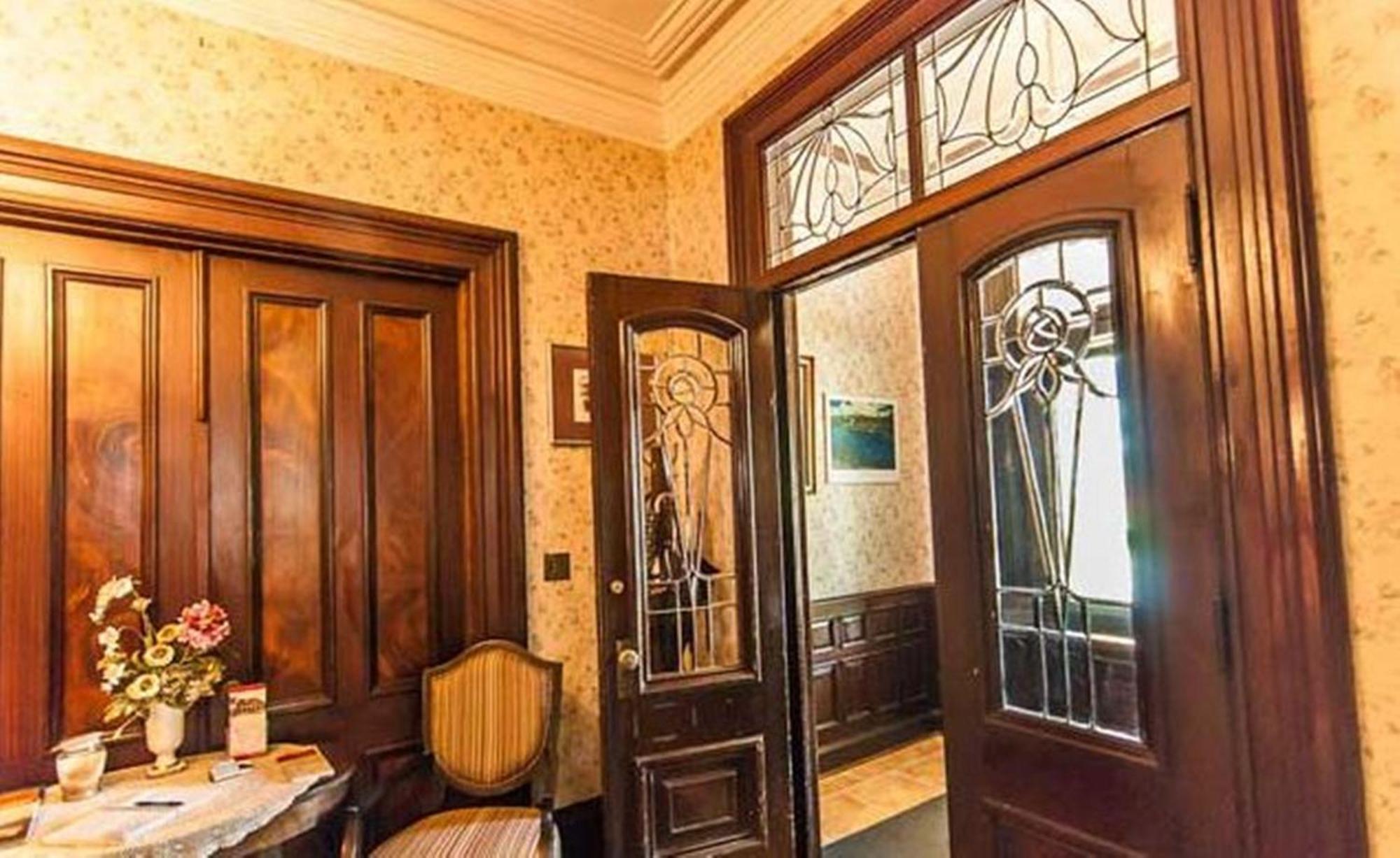 Carriage House Inn เฟรดริกตัน ภายนอก รูปภาพ